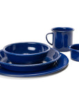 Vajilla de peltre azul cobalto sin bordes para 4 personas