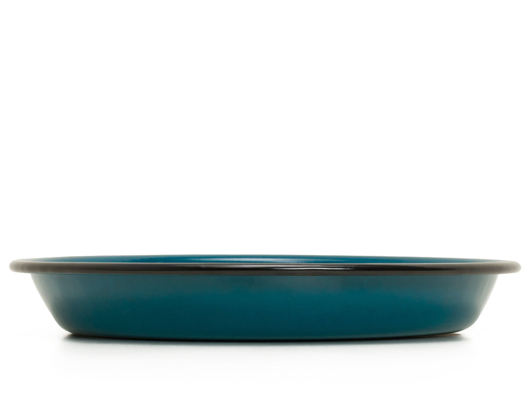 Plato hondo de peltre prusia con borde negro