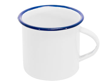 Taza de mesa blanca con borde azul de peltre